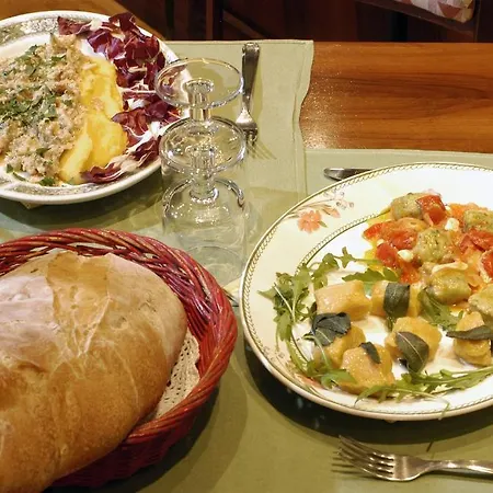 Al Santo מלון 3*